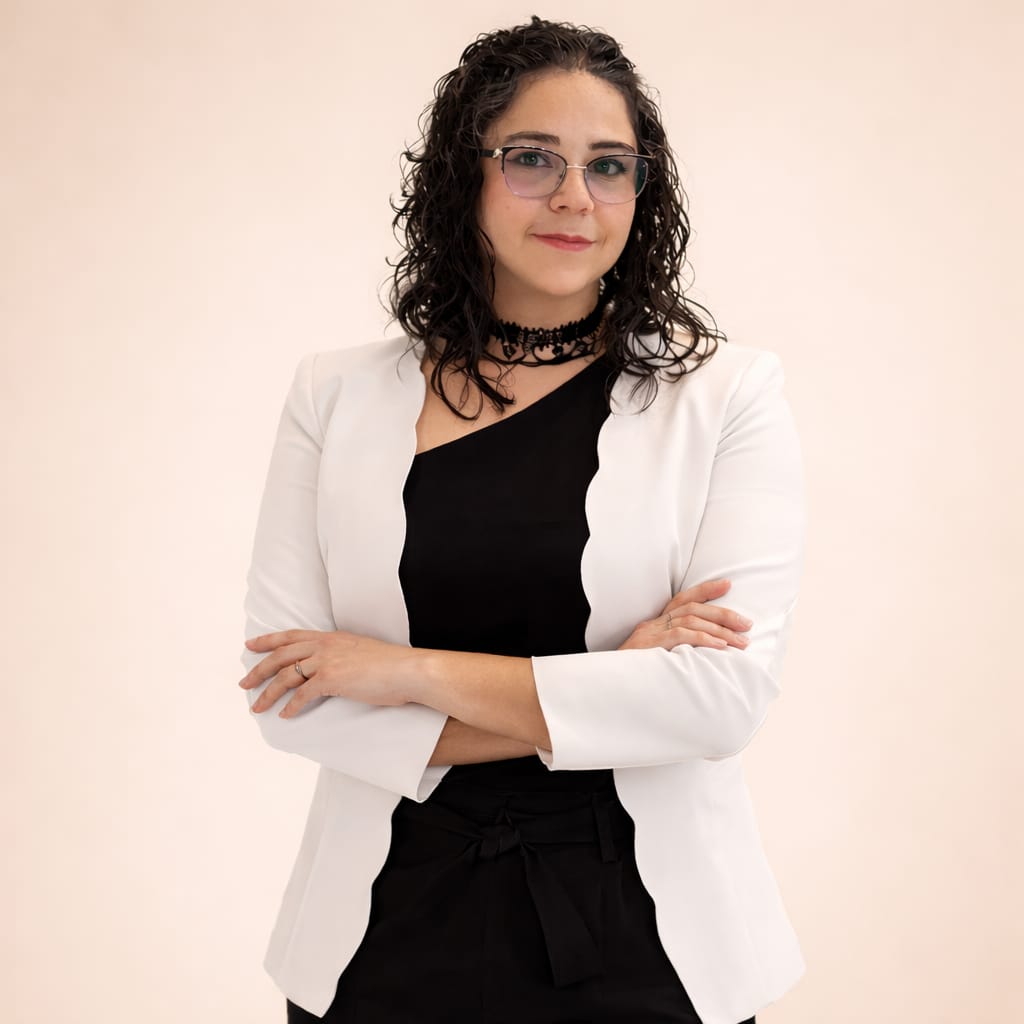Lic. Perla del Rocío Favela García